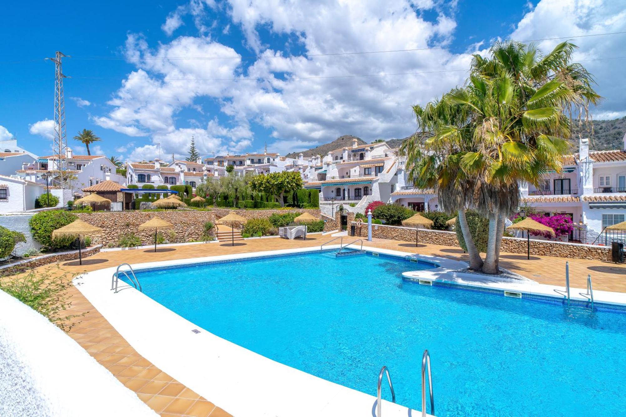 Los Naranjos 25A Private Pool Capistrano Village Nerja Extérieur photo