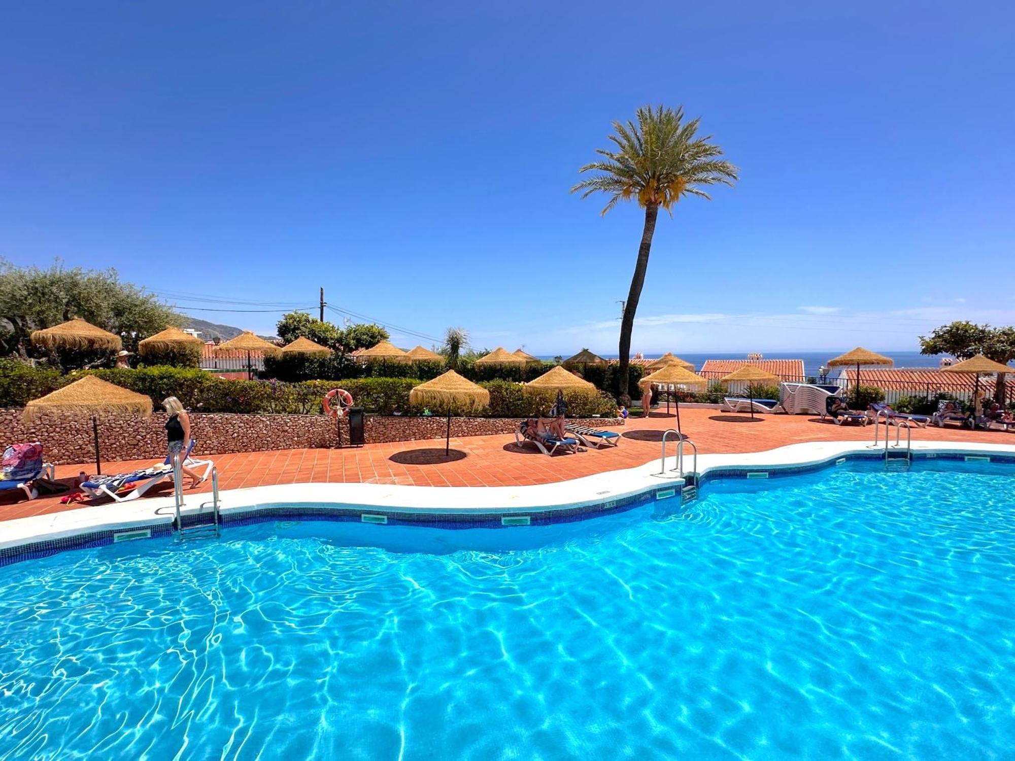 Los Naranjos 25A Private Pool Capistrano Village Nerja Extérieur photo